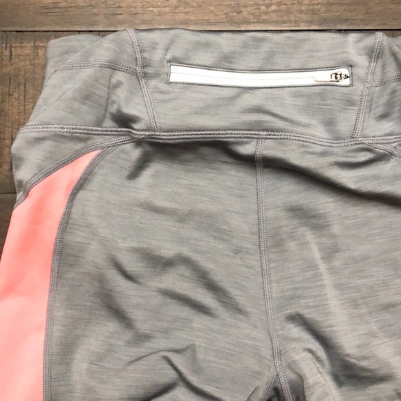 Athleta crop multicolor leggings - Picture 5 of 5